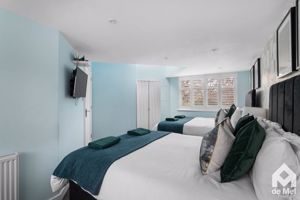 Photo 12- click for photo gallery